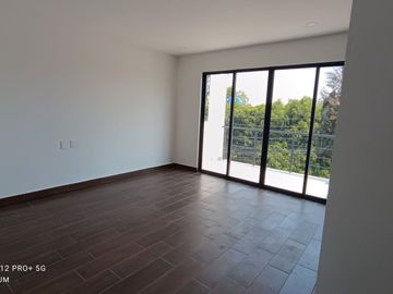 NUEVA Y MODERNA CASA EN VENTA EN TEPEPAN