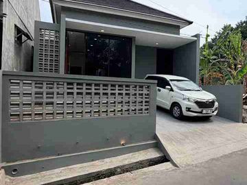RUMAH BARU LIMASAN MODERN DENGAN TATA RUANG FUNGSIONAL DI MARGOMULYO SAYEGAN