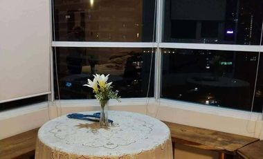 RFO Furnished 2BR with Balcony & Parking FOR LEASE / RENT at Seibu Tower BGC Taguig