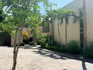 Majestuosa residencia única en el mercado