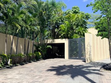 Majestuosa residencia única en el mercado