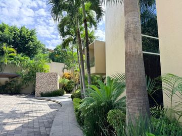 Majestuosa residencia única en el mercado