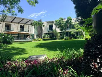 Majestuosa residencia única en el mercado