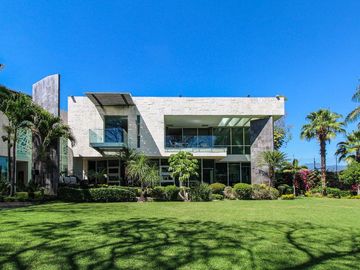 Majestuosa residencia única en el mercado