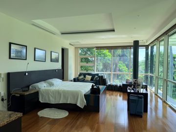 Majestuosa residencia única en el mercado