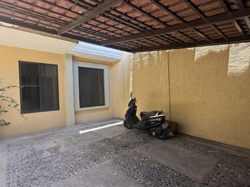 Impecable casa en fraccionamiento exclusivo