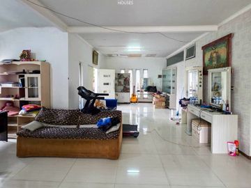 Dijual Rumah 690M2 Cipete - Dalam Komplek Dekat Fatmawati Halaman Luas 15,5M