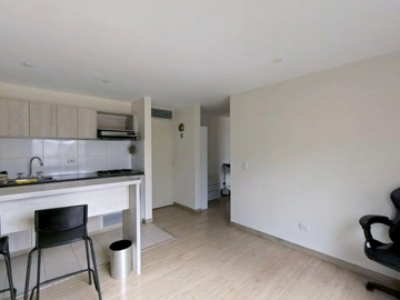 Venta Hermoso Apartamento con Parqueadero y depósito, San Cristobal Sur.