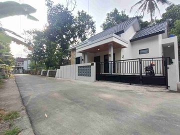 MURAH BANGET..RUMAH BARU MINIMALIS HARGA SUPER EKONOMIS DI MARGOKATON SAYEGAN SLEMAN