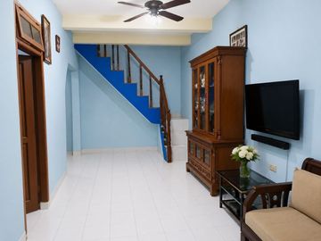 Rumah 1 Lantai di Bekasi Utara. Dalam Komplek, SHM