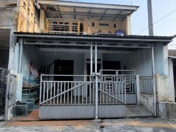Rumah 1 Lantai di Bekasi Utara. Dalam Komplek, SHM