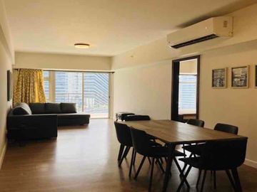 For Rent : 1 Bedroom Condo Unit in BGC near High Street - Verve Residences Tower 1