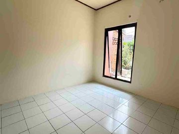 Disewakan Rumah Siap Huni Dekat Stasiun Cisauk Serpong Garden 1 Cisauk Tangerang