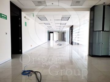 Oficinas acondicionadas en Renta en Av. Insurgentes