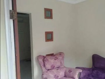 Disewakan rumah minimalis, bagus dan strategis di area Rawamangun