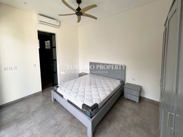 DIJUAL VILLA DENGAN 2 KAMAR TIDUR DI KUTUH