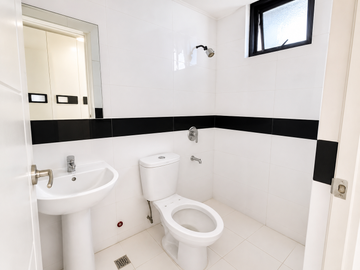 3 Bedroom 3BR Condo for Sale in Quezon City at Future Point Plaza III