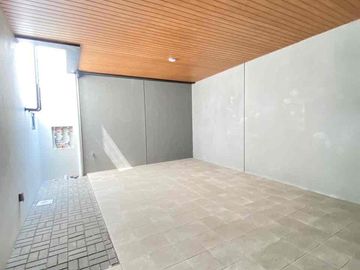 sewa rumah siap huni 2 lantai , blkg sudah renov bagus mainroad cluster punawangi