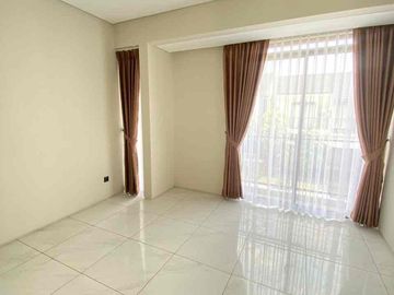 sewa rumah siap huni 2 lantai , blkg sudah renov bagus mainroad cluster punawangi