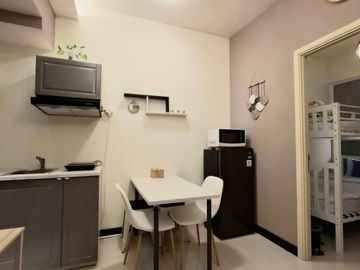 Jual Sewa Apartemen 2BR Amor Pakuwon City Sby Timur Full Furnished