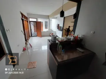 Dijual Rumah Hook di Puri Dago Mas Antapani Dekat Arcamanik Bandung Harga Nego, Fasilitas Lengkap, Bebas Banjir