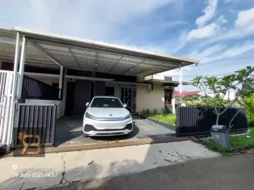 Dijual Rumah Hook di Puri Dago Mas Antapani Dekat Arcamanik Bandung Harga Nego, Fasilitas Lengkap, Bebas Banjir