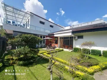 RUMAH SIAP HUNI ARCAMANIK BANDUNG Design Modern Lokasi Strategis dekat ANTAPANI