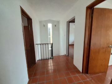 CASA EN RENTA EN TOLUCA, SANTA ANA TLAPALTITLAN