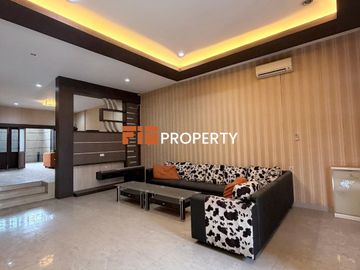 DIJUAL RUMAH MEWAH FULL FURNISHED KOMPLEK MASDULHAK GARDEN, MEDA SUMATERA UTARA