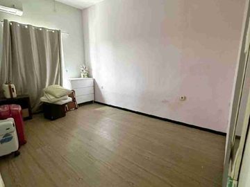 Dijual Cepat Rumah 2 Lantai siap hunii di Jambangan Surabaya