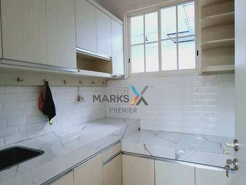 DIJUAL Rumah Minimalis Modern Bonus Furnish Siap Huni Keamanan 24 Jam Kawasan Premium Selangkah ke Polinema dan Area Komersil Suhat di Green Orchid