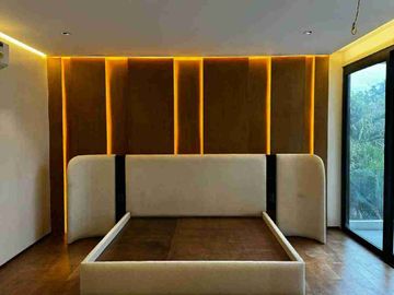 Brand New High End 3 story House and lot inandaue Cebu