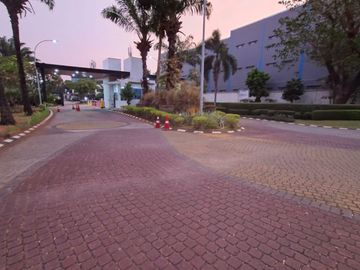 Rumah Megah 2 Lantai Lokasi Strategis Lingkungan Komplek Nyaman dan Asri Fasilitas Komplek Lengkap, Area Premiere Pavilion Cengkareng Jakarta Barat