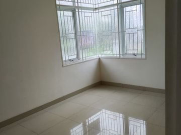 Dijual Rumah Gading Serpong SHM di Sektor 8B By Rumah Chinida (Dw)