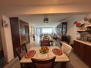 Casa en Venta Milenio III  4 Recámaras una planta baja y Roof Garden