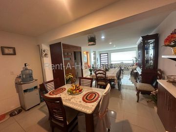 Casa en Venta Milenio III  4 Recámaras una planta baja y Roof Garden