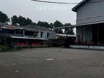 Gudang Siap Pakai di Ciracas Jakarta Timur – Loading Dock, Akses Kontainer