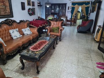 DIJUAL RUMAH DI AREA DEKAT KAMPUS BINUS PALMERAH