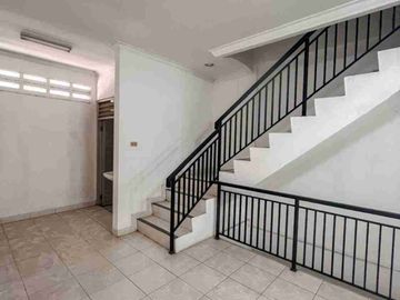 Dijual Ruko Kebon Jeruk Hayam Wuruk Cocok untuk Kost2an