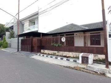 Dijual / disewakan rumah darmo baru barat
