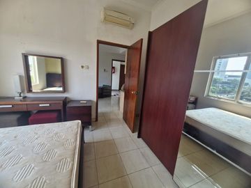 Disewakan Apartement Sudirman Park 1BR Full Furnished View Barat