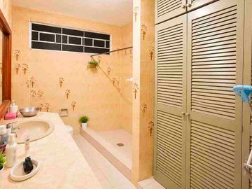 RUSH SALE -PRIME RESIDENTIAL PROPERTY IN MAPAYAPA VILLAGE 1, PASONG TAMO ,QUEZON CITY