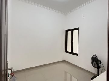 DIJUAL RUMAH MURAH DI GRAHA HARAPAN BUMYAGARA CARPORT SANGAT LUAS,BEKASI