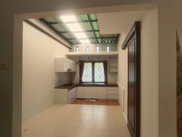 Rumah Cantik Minimalis di Tatar Wangsakerta, Kota Baru Parahyangan
