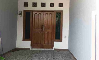 Disewakan rumah di telaga mas Bekasi utara
