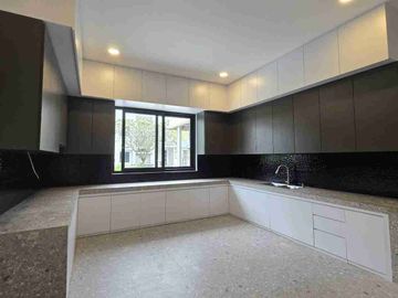 Dijual Rumah Mewah Hook Di Sutera Flamboyan Alam Sutera Tangerang
