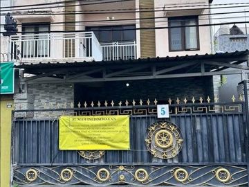 Rumah 2 Lantai Siap Huni Disewakan di Area Premium Renon