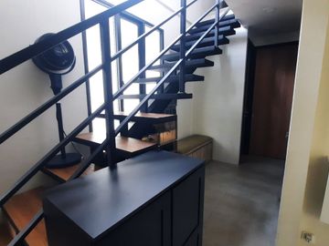 JUAL RUMAH PINGGIR DANAU GADING SERPONG ATLANTA VILLAGE 3LT