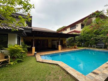 FOR SALE: 723 SQM Single-Family House in Ayala Alabang Village, Muntinlupa City