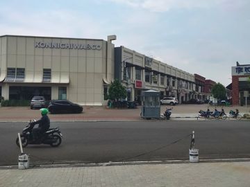 RUKO 3 LANTAI DOUBLE FACADE & BALCONY Hudson - Gading Serpong